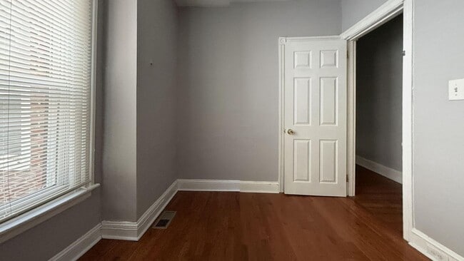 Photo - 4BR Home with Exposed Beams & Private Deck in Germantown