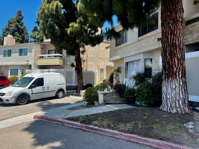 Photo - 1720 Melrose Ave Unit 37