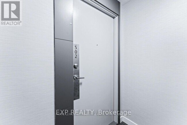 Photo - 65 Oneida Crescent Unit 502