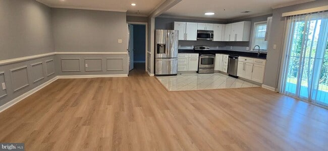 Photo - 8831 Rusland Ct