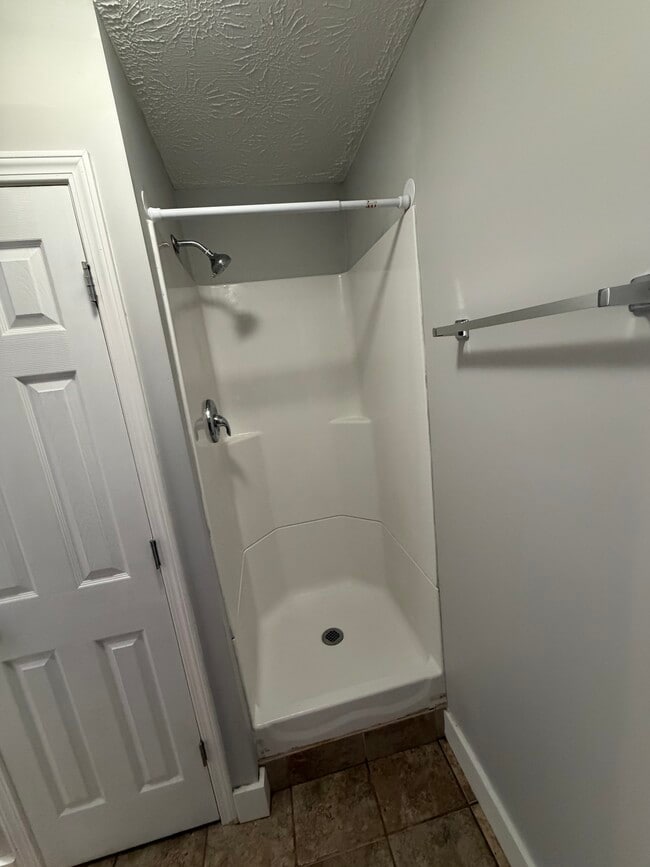 Photo - 180 Valley Ln Unit 5