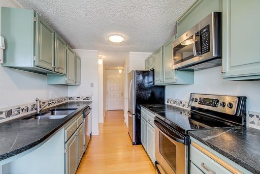 Photo - Queen Anne View Condo!!! Open House Saturday June 13th 4:00-5:00 Unit 302