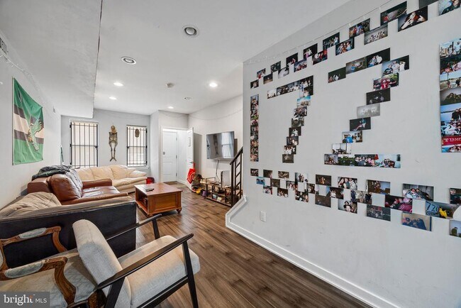 Photo - 1720 Arlington St