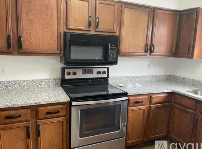 Photo - Room in Townhome on Royal Ln