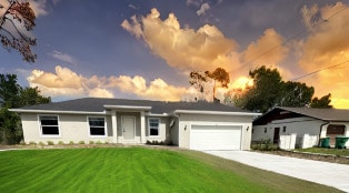 Photo - 913 Columbia Ter