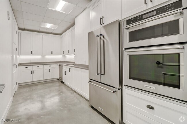Building Photo - 1115 Central Ave Unit 340 Rental