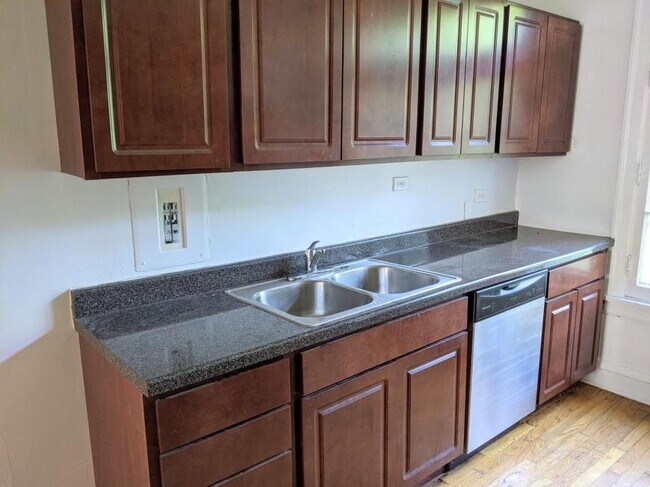 1 bedroom in Evanston IL 60202 - 1 bedroom in Evanston IL 60202 Condo Unit 09-H2