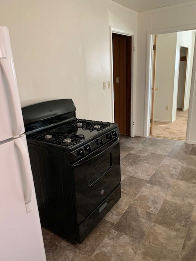 Photo - 321 Normal Ave