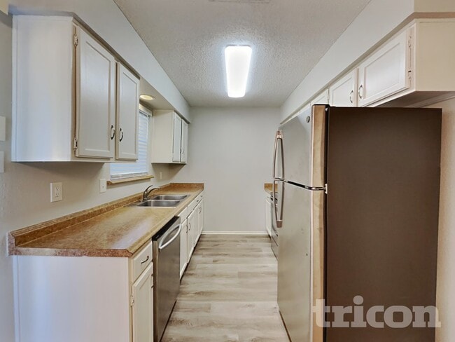 Photo - 14605 Otoe Dr