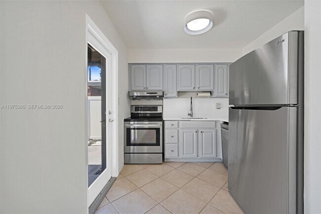 Photo - 380 NW 47th Ct