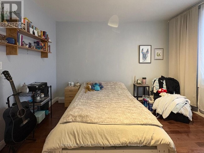 Photo - 429 Ossington Ave