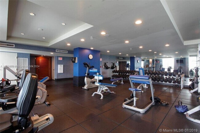 Photo - 7900 Harbor Island Dr