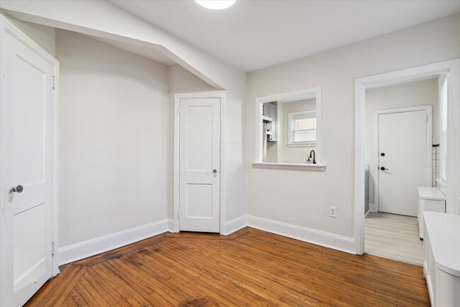 Photo - 1730 Memphis St