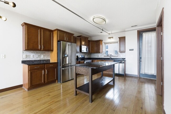 Photo - *Rarely Available* 3 Bedroom 2 Bathroom Penthouse At The Sexton Lofts!