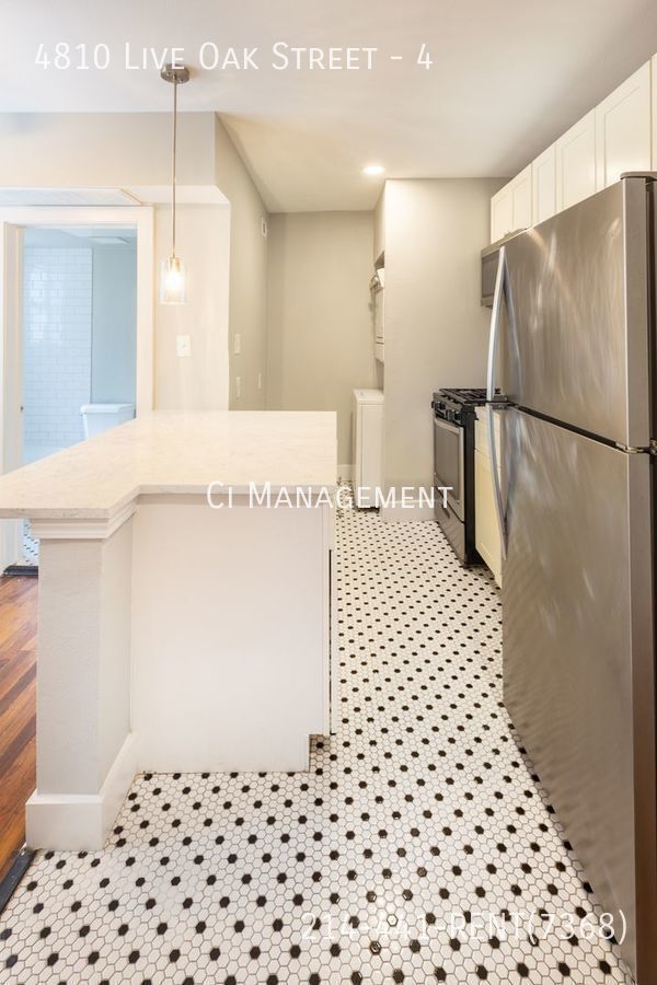 Photo - 4810 Live Oak St Unidad 4