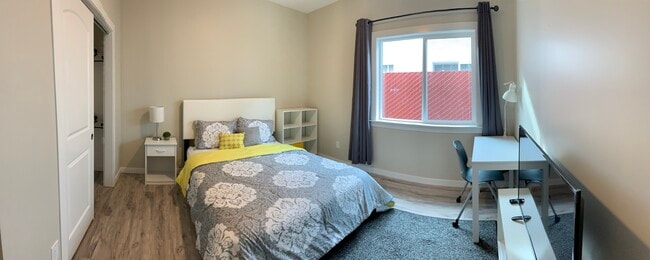 Building Photo - 651 BERNAL AVE Unit room 2