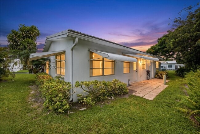 4305 NW 1st Terrace