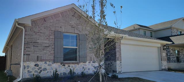 2633 Oneida Ln