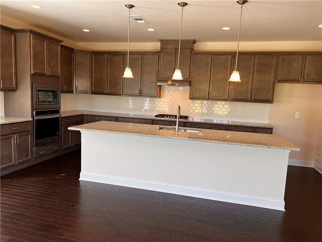 Photo - 3755 Crestland Ln