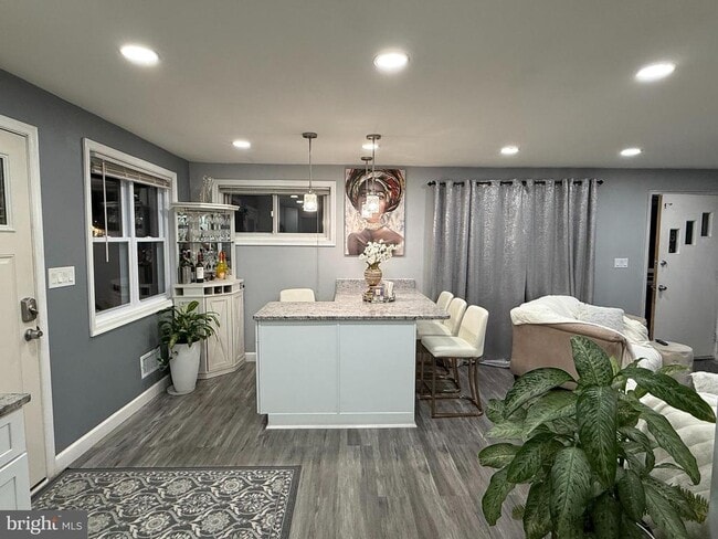 Photo - 7911 25th Ave