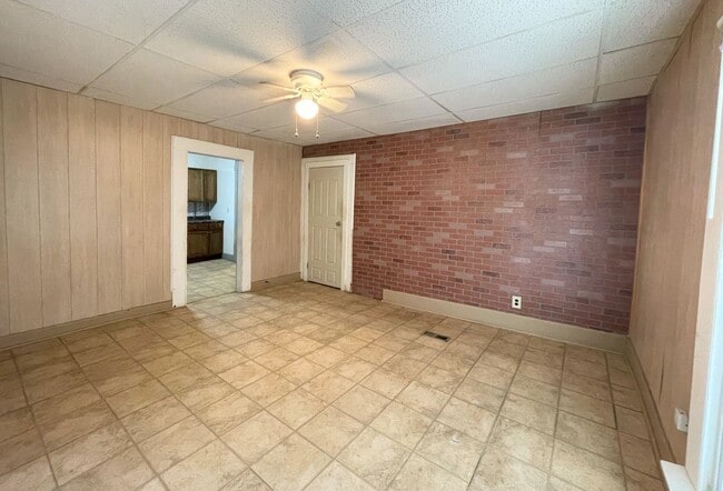 Photo - Spacious 1 Bed 1 Bath House