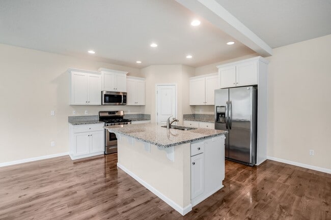 Photo - Beautiful 5 bed, 4.5 bath rental home in North Bethany!