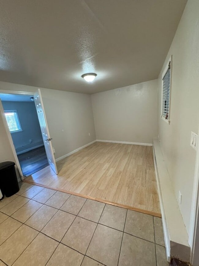 1621 Sumatra St Unit 1621 B