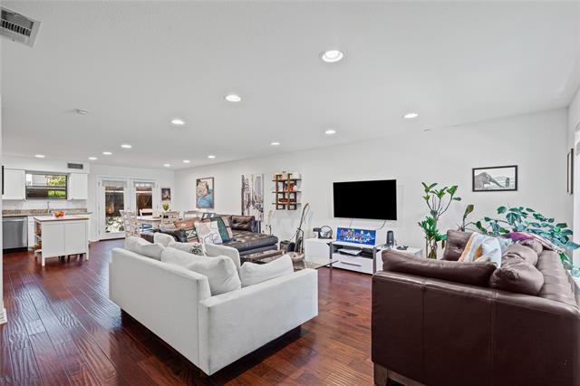 Photo - 2722 Knight St Unidad 119D Rental