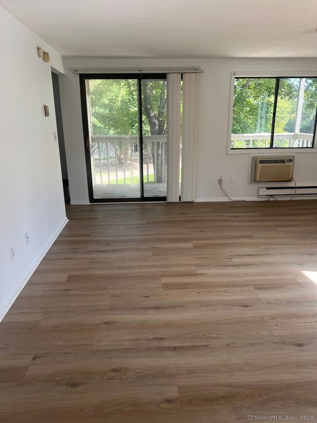 Photo - 7 Padanaram Rd Unit C76