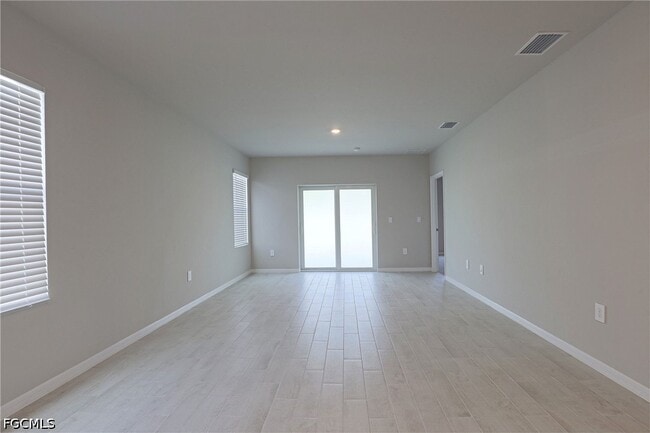 Photo - 1156 Brooklands Dr