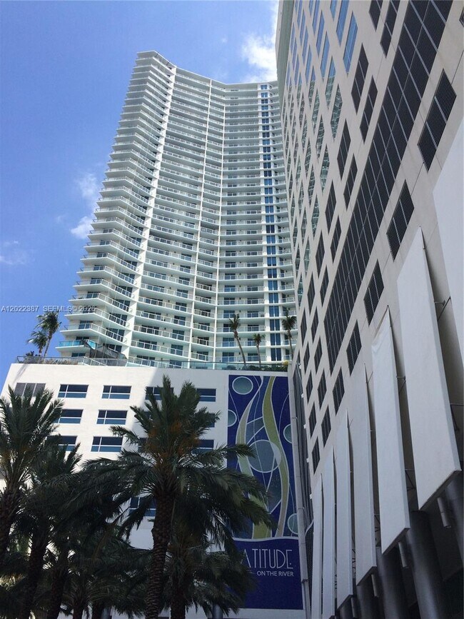 Photo - 185 SW 7th St Unit 1611