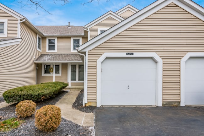 Photo - 5884 Parkbridge Ln