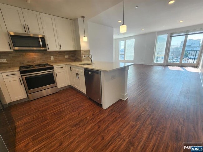 Photo - 77 Ridge Unit 108