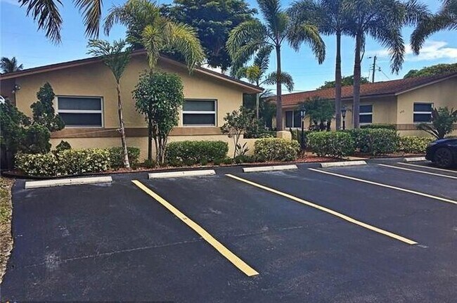 Photo - 408 NE 12th Ave