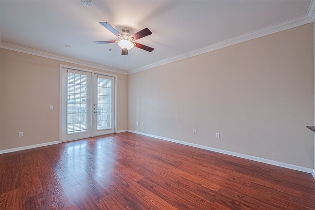 Photo - 7575 Kirby Dr