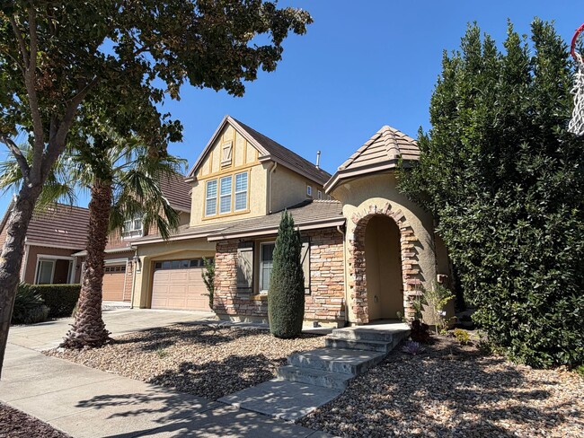 Building Photo - 6238 Murdock Way