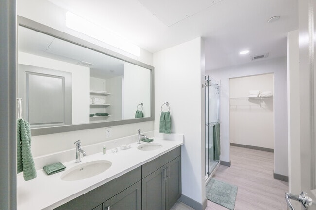 2BR, 2BA - 1,140SF - Primary Bedroom