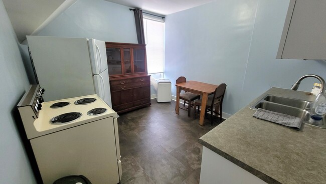 Photo - 304.1 Unit 1