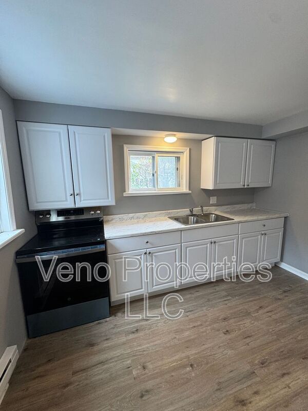 Photo - 17-19 Avenue A.