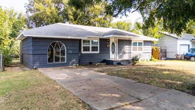 Photo - RENT TO OWN – Warr Acres!