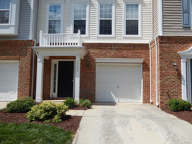 Photo - 5406 Golden Arrow Ln Townhome