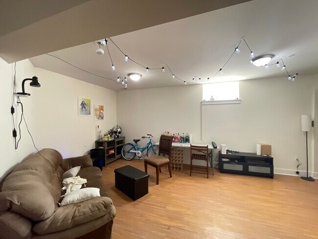 Photo - 3842 Lancaster Ave Unit 1