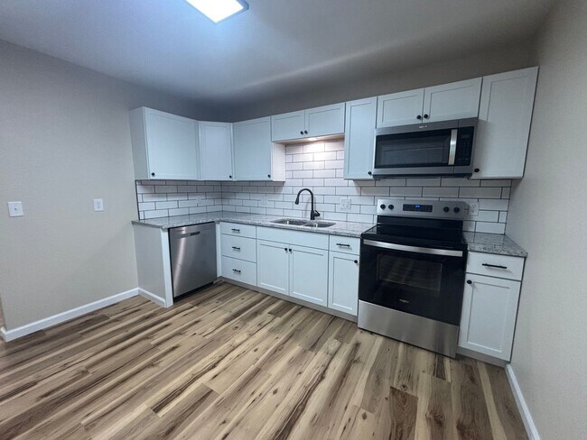 Photo - S0275-MF2 Unit B