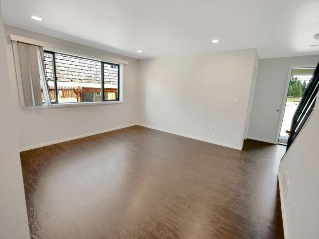 Photo - Rare Edmonds duplex now available! This side-by-side townhome-style unit features 2 bedrooms, 1.5...
