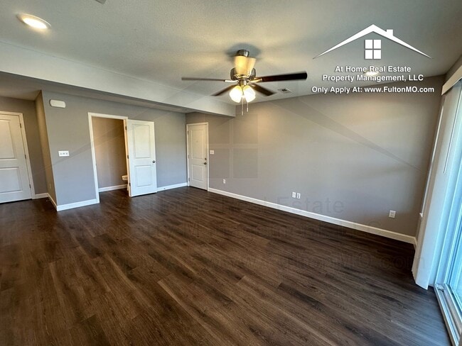 Photo - 2620 N Bluff St Unit 2620-100 North Bluff Street
