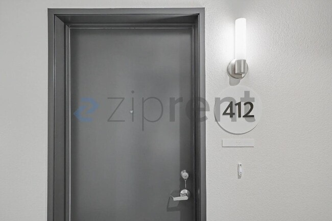 Photo - Unit 412