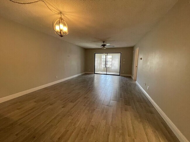 Photo - Imperial Oaks Condo