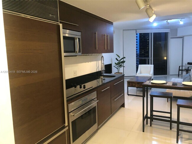 Photo - 475 Brickell Ave Unidad 4008