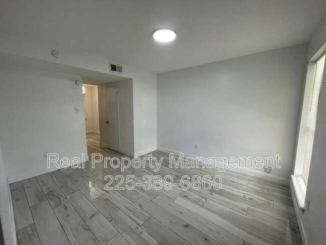 Photo - 1511 Cristy Dr