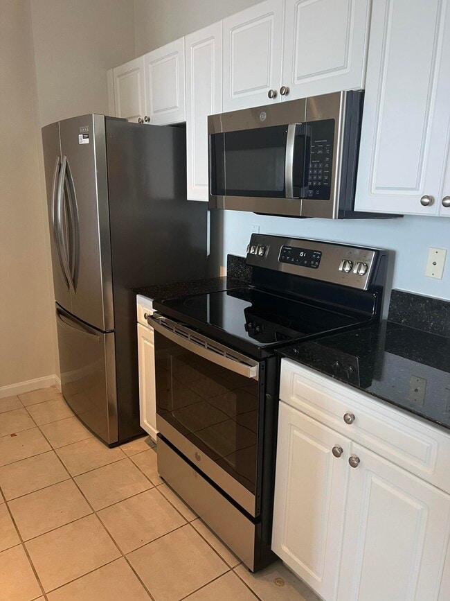 Photo - 651 Okeechobee Blvd Unidad 1105